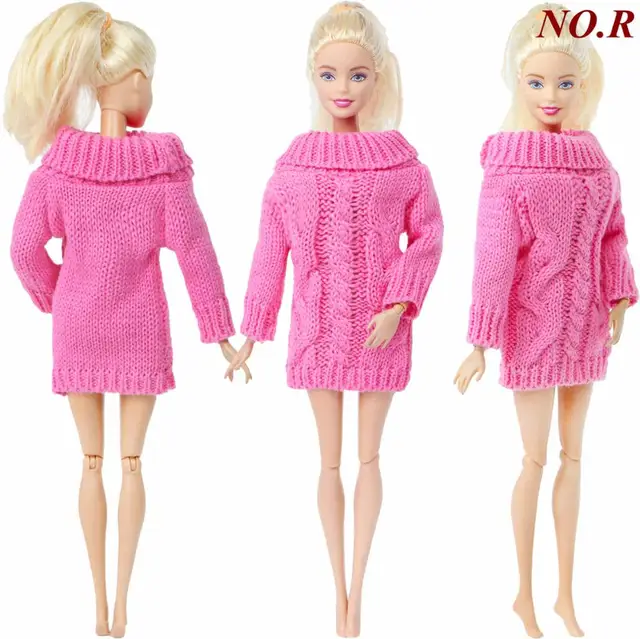 100 barbie dolls