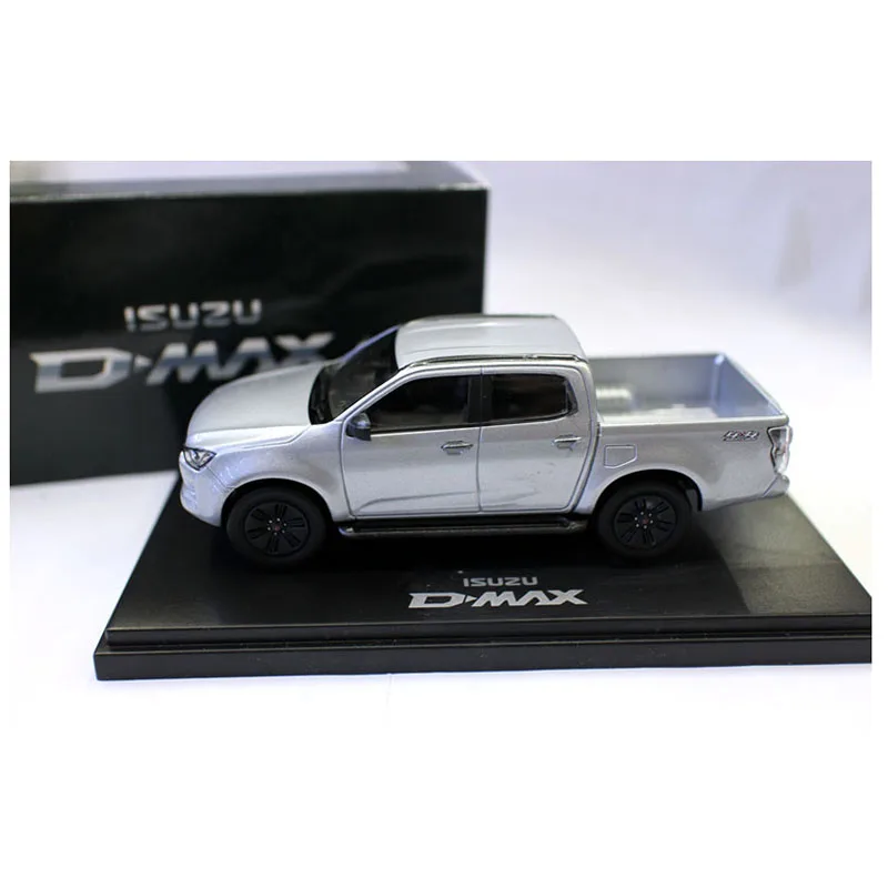 1/43 Scale ISUZU D-MAX Pickup Silver Diecast Car Model Toy Collection Gift 