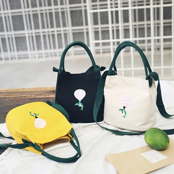 

2019 Summer New ladies bag Women's bag Canvas Crossbody Shoulder Tote Small fresh art Embroidered bucket bag