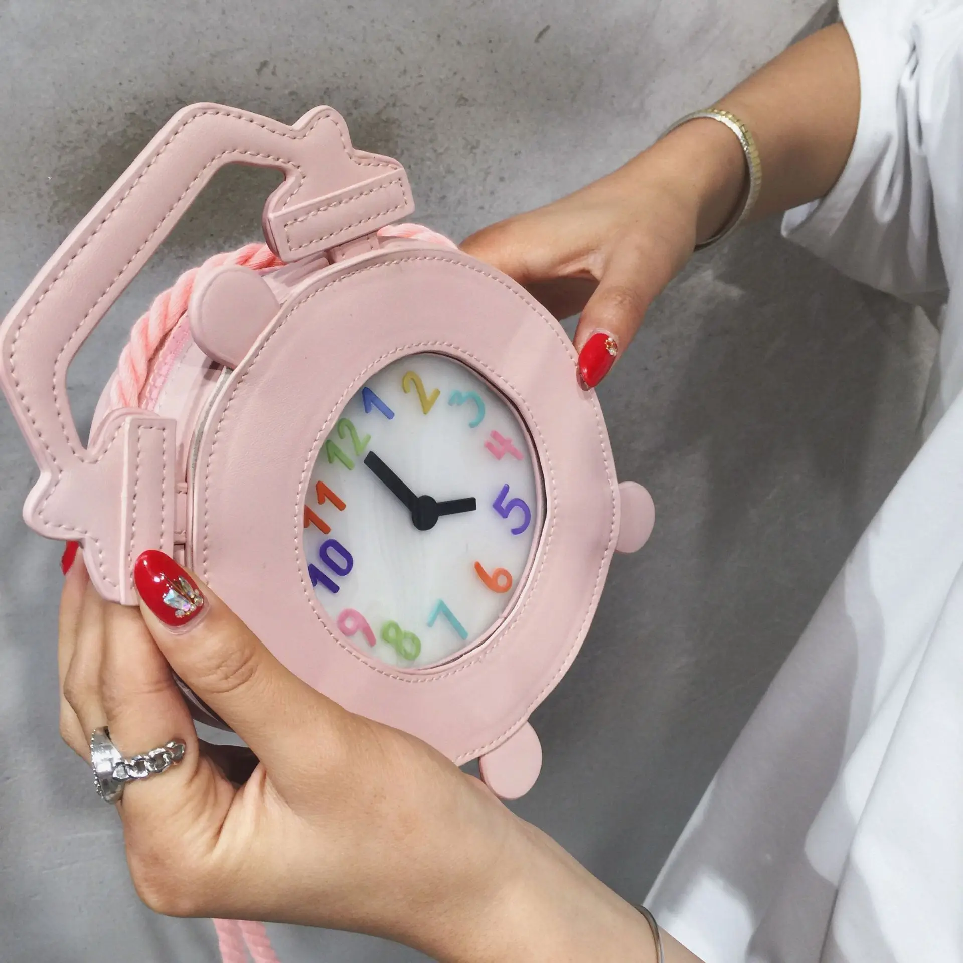 

2019 new mini orange/mango/alarm clock small round bag sprouting single shoulder diagonal women's bag