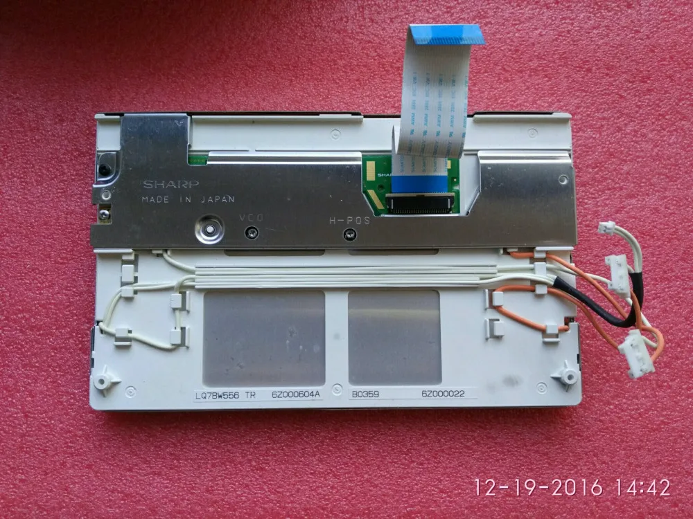 LQ7BW556 LQ7BW556TR LQ7BW556T новый оригинальный класса A + 7-дюймовый ЖК-дисплей панель для