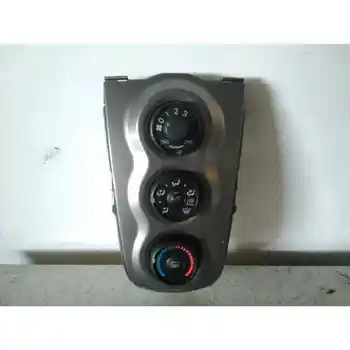 

554060D190170 COMMAND HEATING/AIR CONDITIONING TOYOTA YARIS