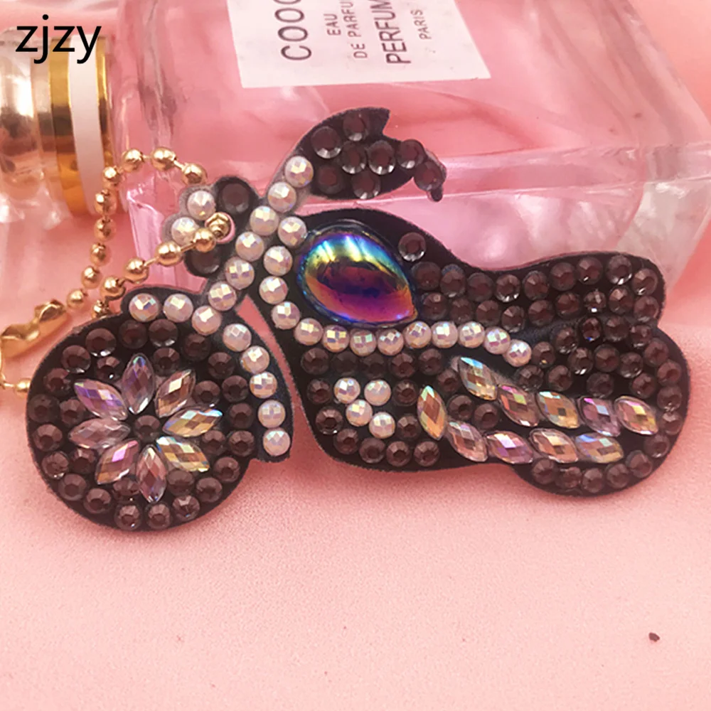 

Motorcycle Design Diy Diamond Keychain Painting Christmas Gift 5D Special Full Drill Woman Girl Jewelry Keyring Home Gift