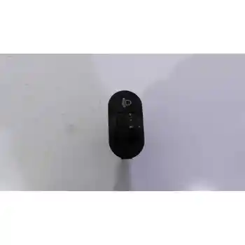 

0307851417 2278829 Ford Mondeo Saloon (gd)