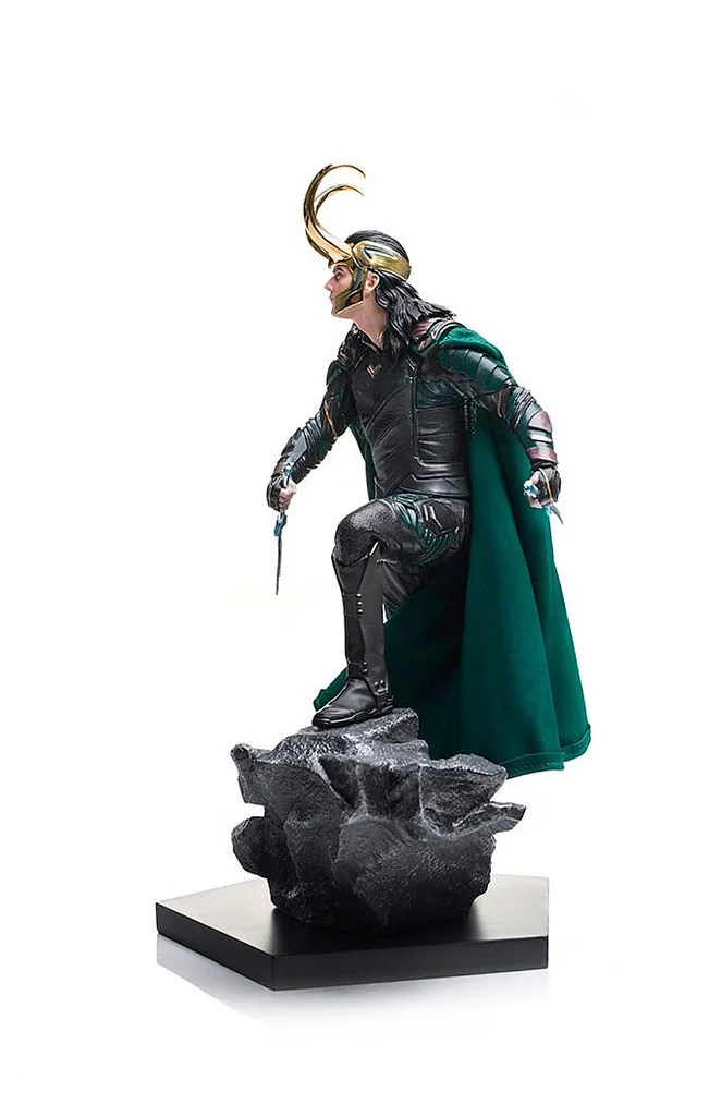 

Thor 3 Loki Avengers 3 1/10 Battle Scene Premium Edition Boxed Garage Kit Diffuse Country