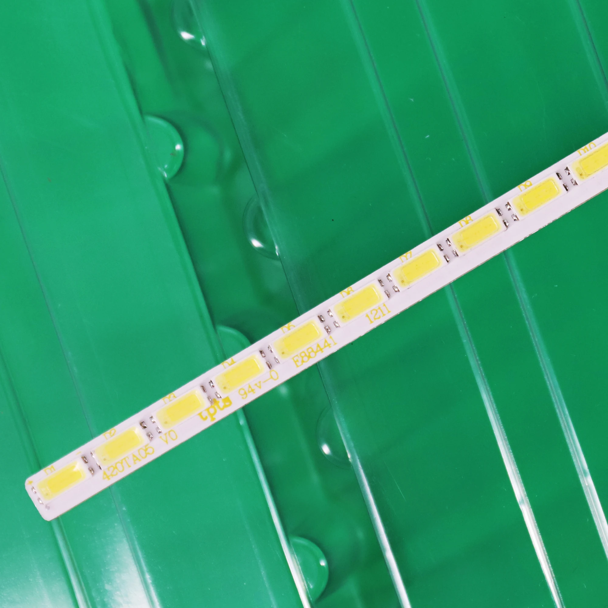 Fita de Led para Retroiluminação lg Innotek 42 Tamanhos 64led 530 mm e 42 Polegadas 7030pkg 64ea Rev0.2 74.42t23. 001 - Imagem 4