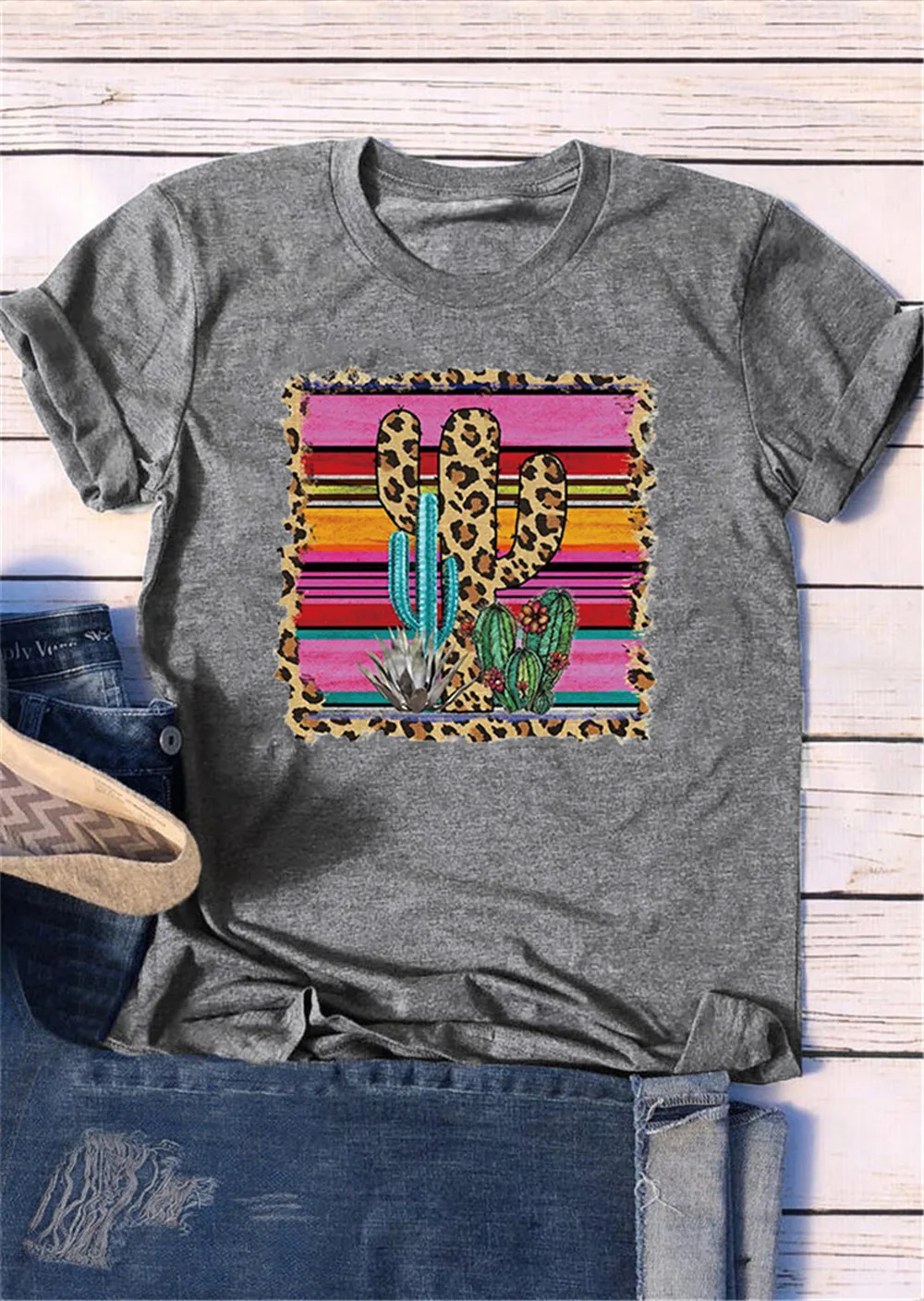 

Cactus Leopard Printed Vintage Women Tshirt O-neck Short Sleeve Harajuku T-shirt Cute Colorful Graphic Tees Ladies Korean Tshirt