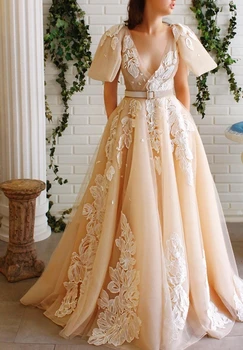 

Champagne Muslim Evening Dresses 2019 A-line V-neck Tulle Appliques Lace Islamic Dubai Saudi Arabia Long Formal Evening Gown