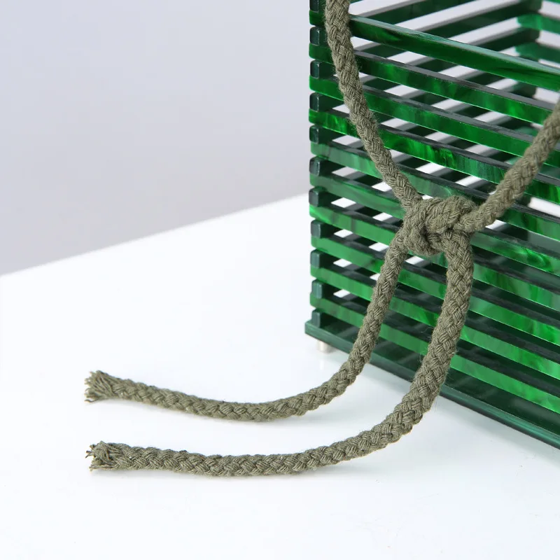 11264579165_1508568026