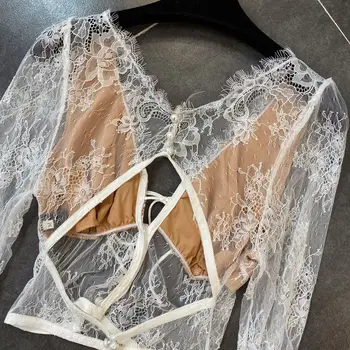 

2020 Spring New V-neck Long-Sleeve Lace-up Dew Back Sexy Woman Lace Shirt Blouse Cropped Top Ladies Lace Shirt Ropa Mujer