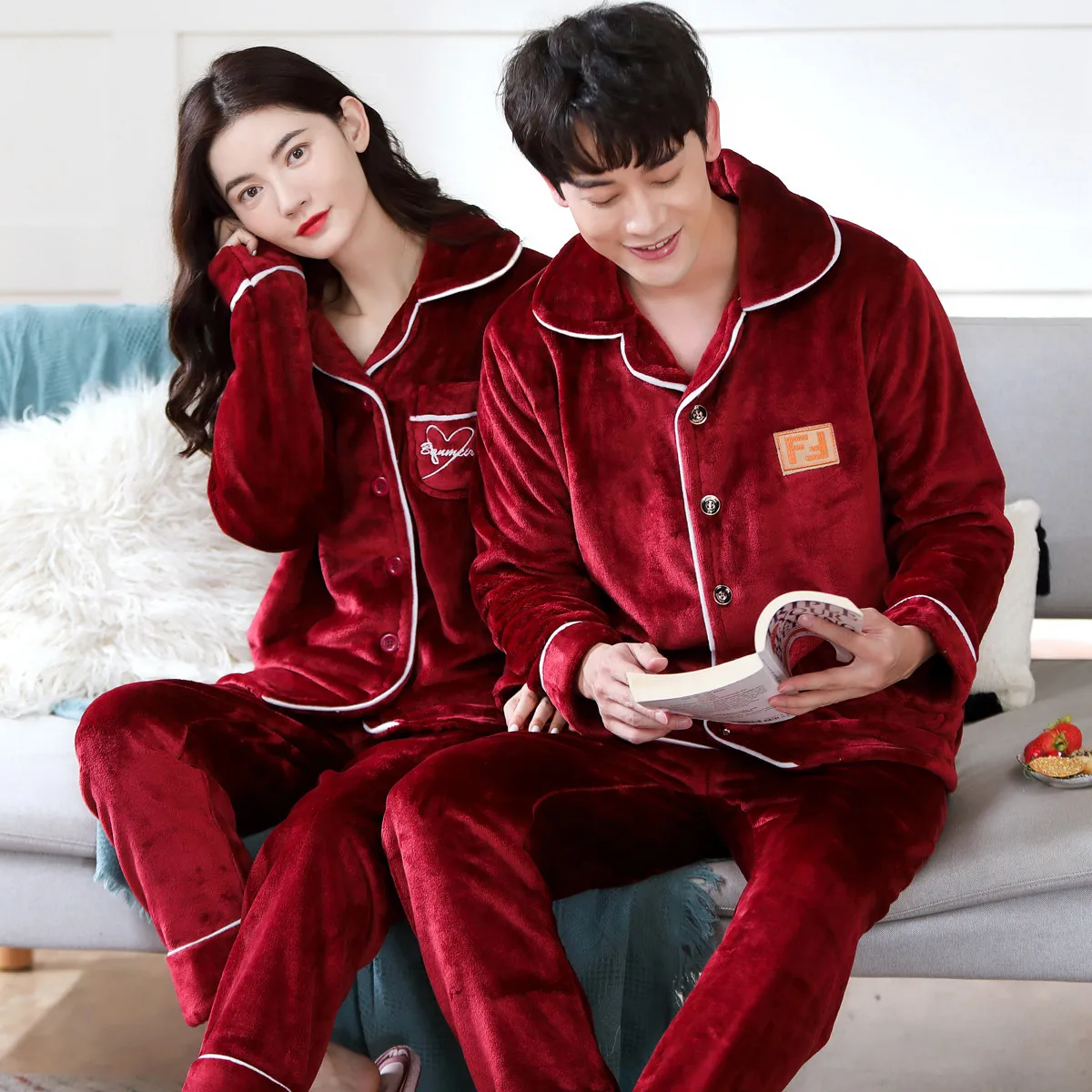 Autumn Winter Coral Velvet Couple Pajamas Set V-Neck Plus Size Home Service Suit Casual Women Flannel White Sleepwear Nightwear silk pajamas