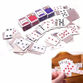 

1 Set 1:12 Cute Miniature Dollhouse Cute Mini Poker Playing Cards Style Random Mini Cute Poker Doll Accessories