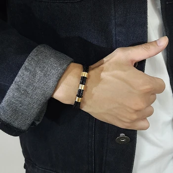 

Casual Free Personalize Names Beads Charm Bracelets for Men Multi-Layered Braided Leather Rope Custom BFF Family Love Gifts