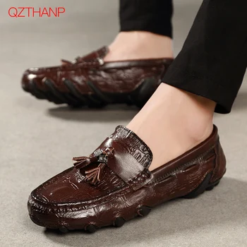 

2020 Leather Loafers Mens Casual Embroidery Moccasins Oxfords Shoes Man Party Driving Flats Soft Comfortable Male Shoes Adult