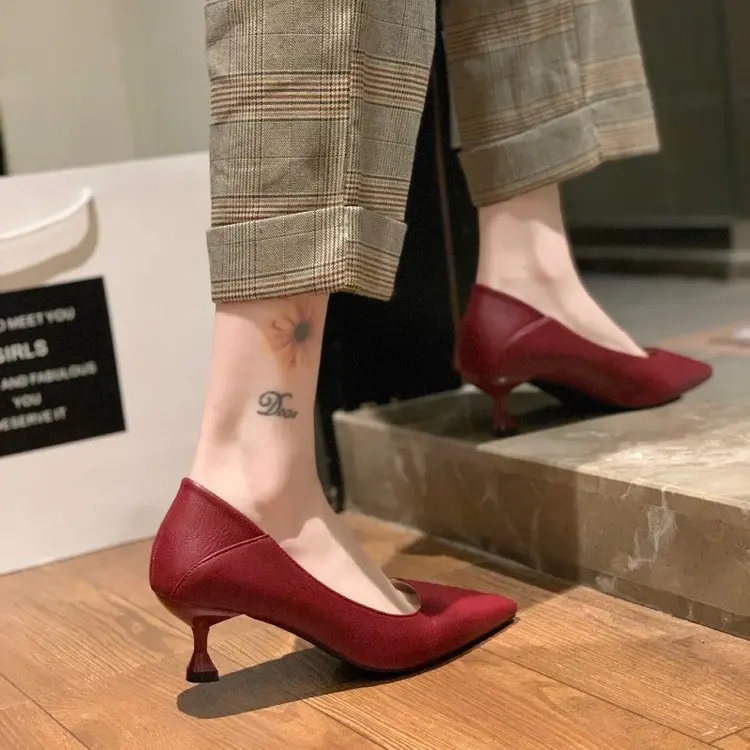 

High Heel Shoes Women's 2019 New Style Autumn Korean-style Pointed Shallow Mouth Shoes Women's Thin Heeled Semi-high Heeled WOME