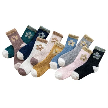 

2020 Winter Warm Anklet Women Socks Popular Flowers Thicken Soft Cotton Breathable Tube Socks Candy Color Coral Fleece Socks