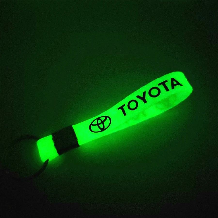 Светящийся зеленый автомобильный брелок для ключей для toyota camry chr corolla rav4 yaris prius аксессуары для автомобиля-Стайлинг