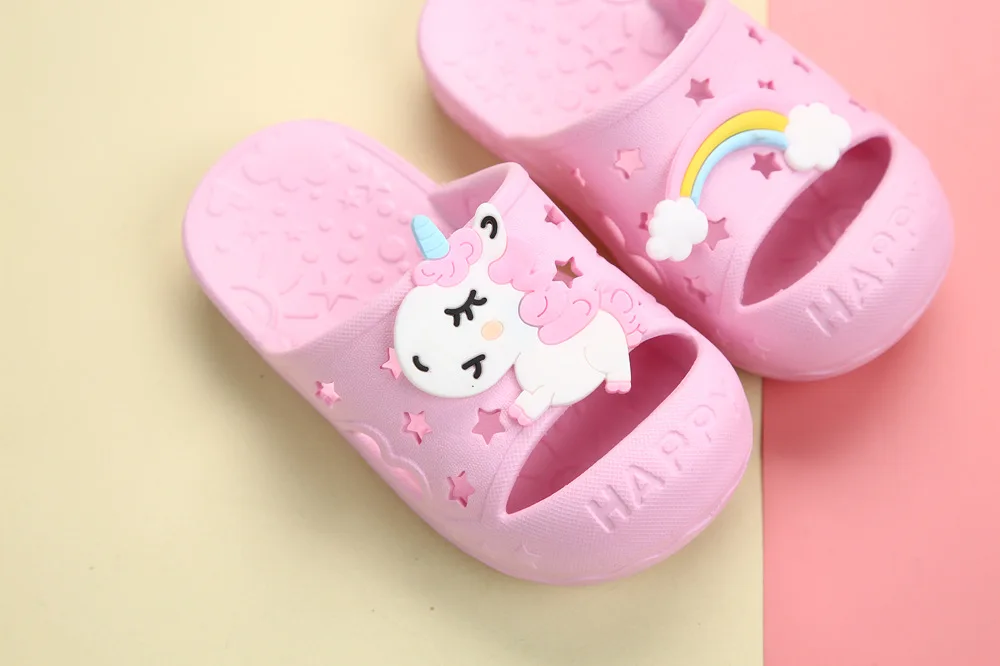 Unicorn Horse Rainbow Toe-Protected Kids Shoes Girls Children Slippers Boys Clog Baby Flip Flop Garden Footwear Home Beach EVA children's shoes for sale