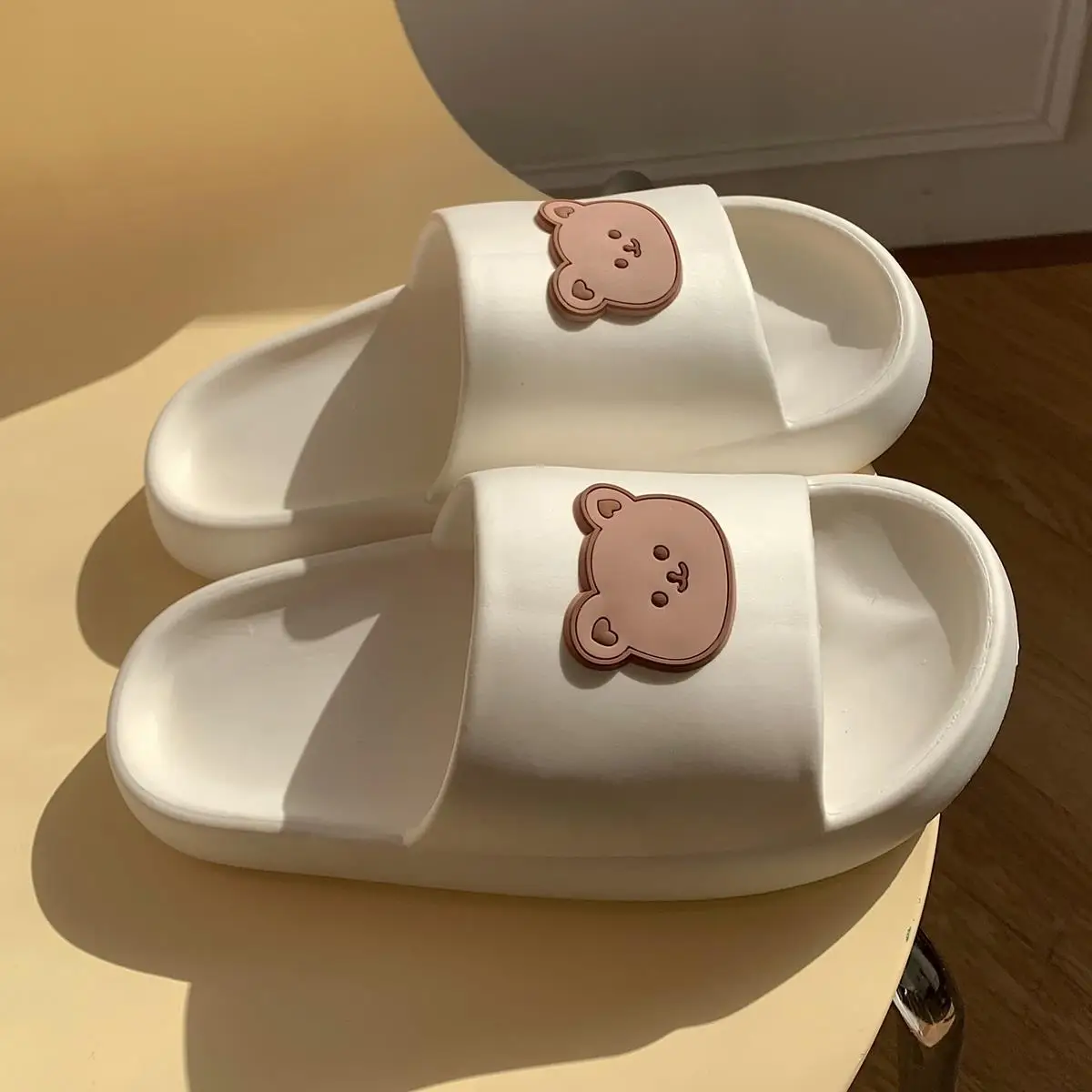 Женские летние шлепанцы Bear сандалии на платформе 2021 повседневные домашние