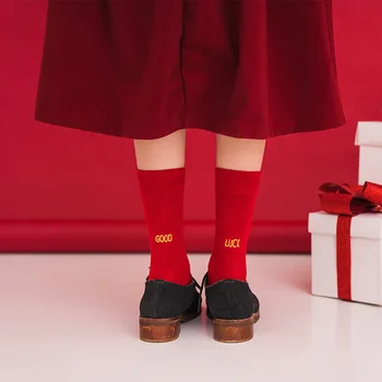 

embroidery Letter Cotton Socks Autumn Winter Men Women Unisex Black Red Business Socks Fashion HipHop Street Skate Socks