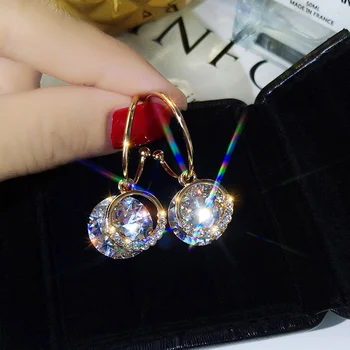 

2020 NEW Fashion Classic Alloy Pendant Earrings for Women Geometric Rhinestone Earring Round Pendant Ears Jewelry Gifts