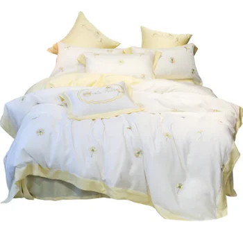 

Small fresh small daisy Tencel four-piece high-end exquisite embroidery double-sided 60 Tencel sheets four-piece naked sleep