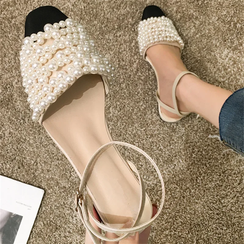 

Rome Pearls Women Sandals Pointed Toe Heels Square Sweet Wedding Shoes Party 2019 INS Fire Woman Shoes Elegant Ladies Shoes