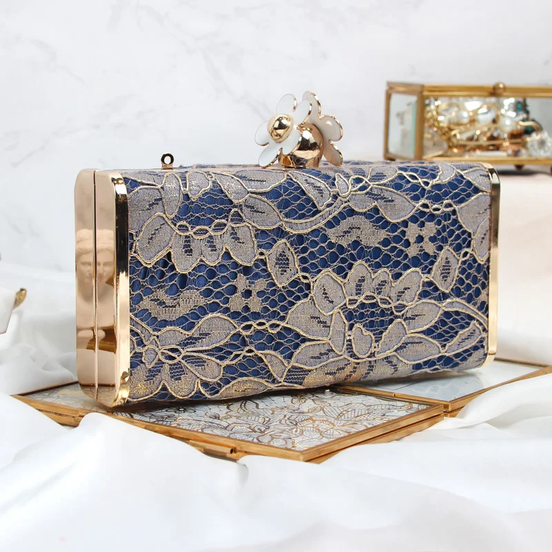 

Lace-patterned Lady's Handbag Women Elegant Fashion Flower Clutch Purse Party Socialite Dress Pochette Evening Bag Casual Girl