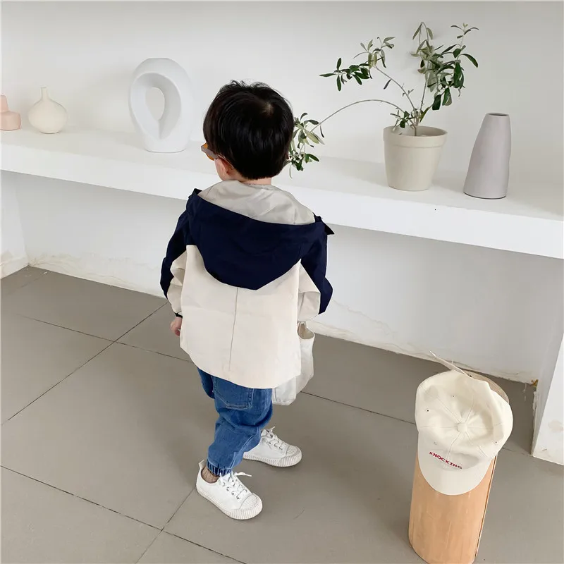 Куртки для маленьких мальчиков 2, 3, 4, 5, 6 лет осенний плащ с длинными рукавами для мальчиков, детская одежда новая детская верхняя одежда для мальчиков