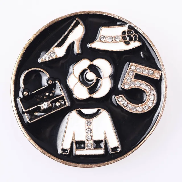 1 Pcs Metal Croc Shoes Charms Pink Women Bags Decoration Black Formal Hat Lady Bracelet Accessories Perfume Bottle Girl Gidt b8661