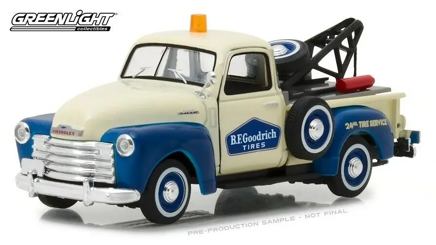 Буксировочная машина с зеленсветильник 1:64 1953 Chevy 3100 BF boutique из сплава игрушки для