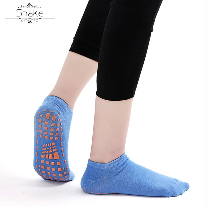 

Ten color Anti Slip Socks No Skid with Glow in the Grips for Yoga Pilates Dance Sports and Bounce Trampoline for Adults Children