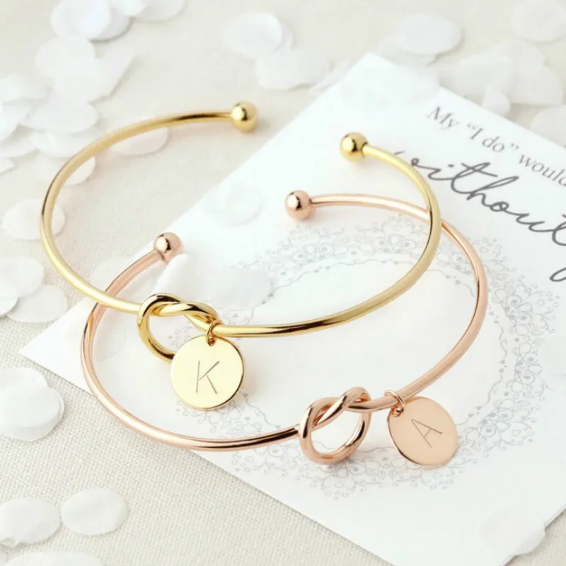 

1pcs Letter Golden Alphabet Bracelet Party Favors Party Costume Gift for Girls Birthday Party Favors Gifts Party Supplies