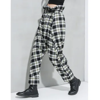 

LANMREM can ship 2020 spring fashion new women's trousers Personality Lattice hit color Haren Pants high waist loose pants YJ103