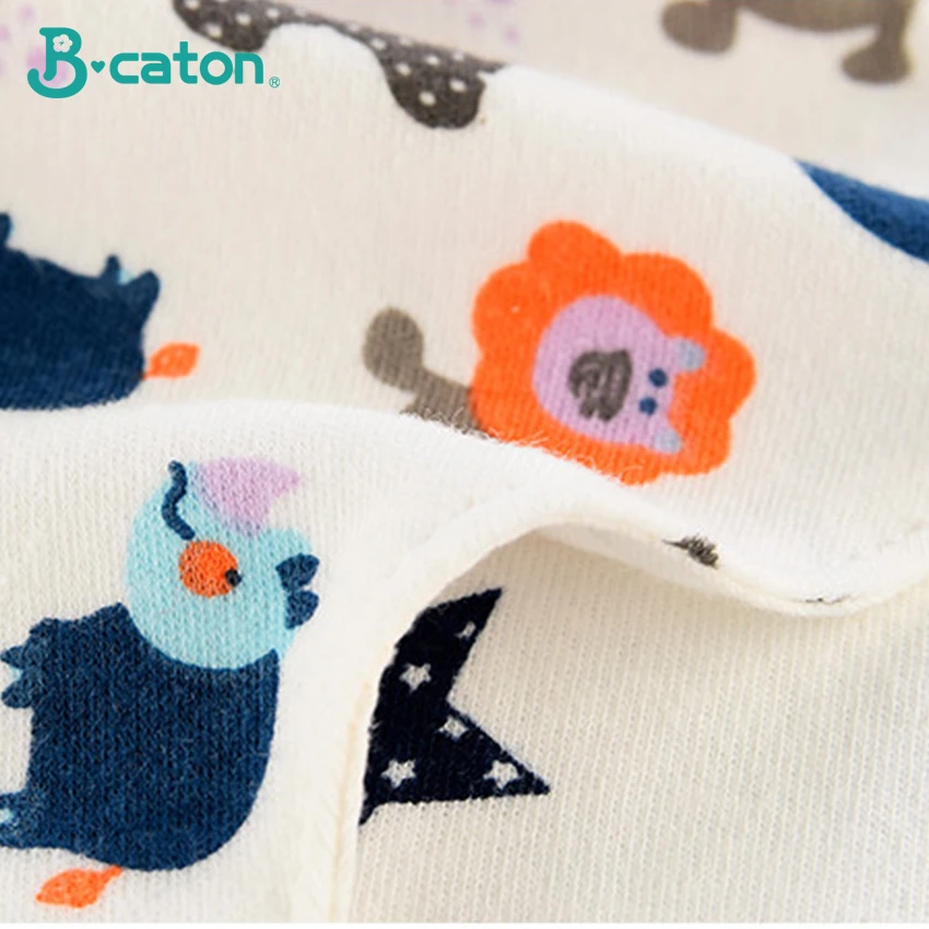 Baby bib petals 360-degree spinning three-layer waterproof bib cotton baby newborns Kindergarten use 28x28cm