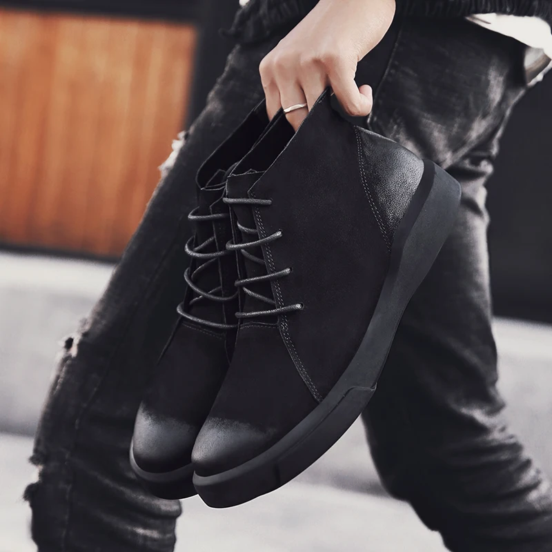 2021 New Mens Cow Leather Waterproof Hiking Shoes Mountain Hiking Boots Trainers Breathable Jogging Shoes Trekking Shoes Outdoor