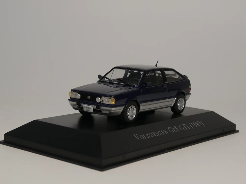 

ixo 1:43 Volkswagen Gol GTI 1989 Diecast model car