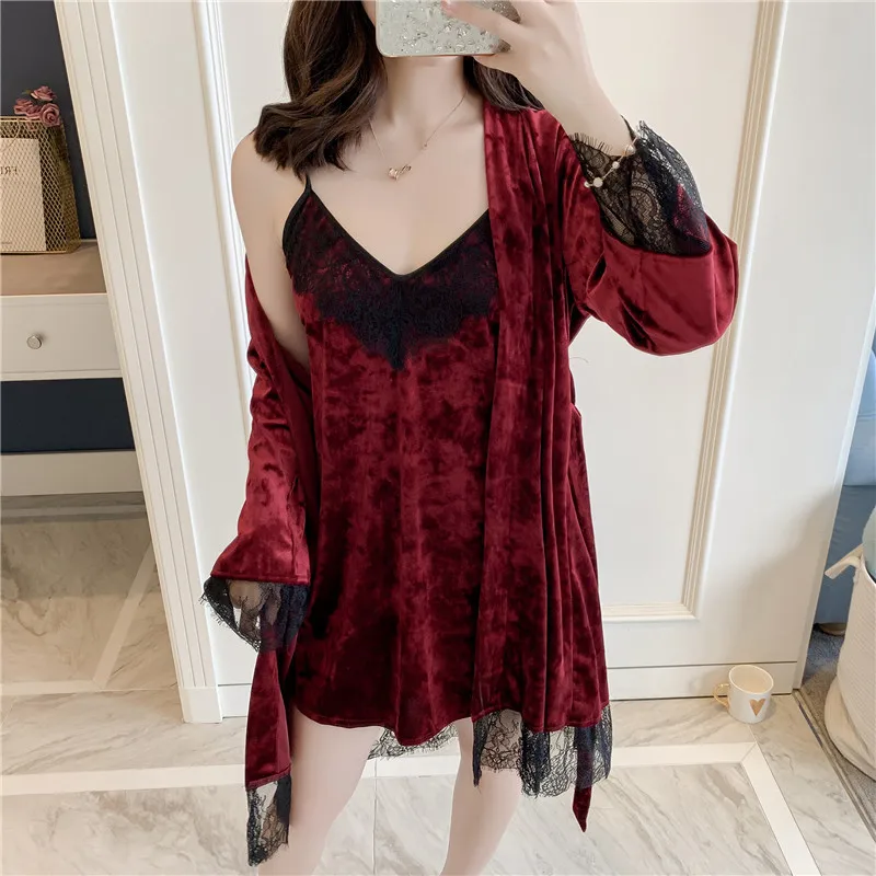 11850930406_2043651032