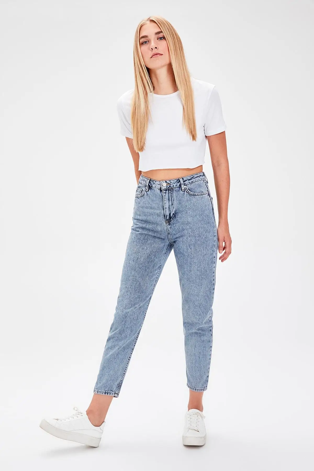 

Trendyol Blue High Waist Mom Jeans TWOAW20JE0056