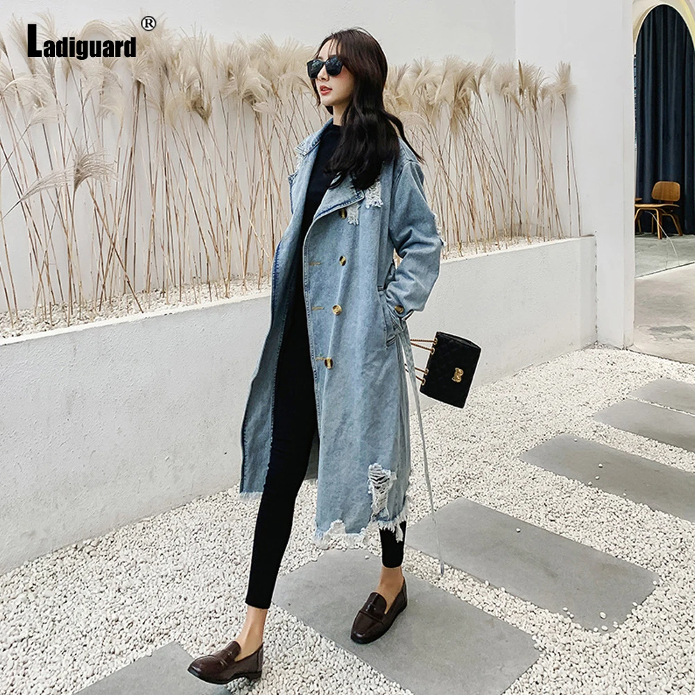 Ladiguard 2021 Autumn New Patchwork Buttons Denim Jacket Ladies Lapel Stand Collar Loose Jacket Ladies Hole Ripped Street Jacket women casual loose jeans 2021 ladies ripped wide leg high waist blue wash cotton buttons denim trousers autumn flared jean pants