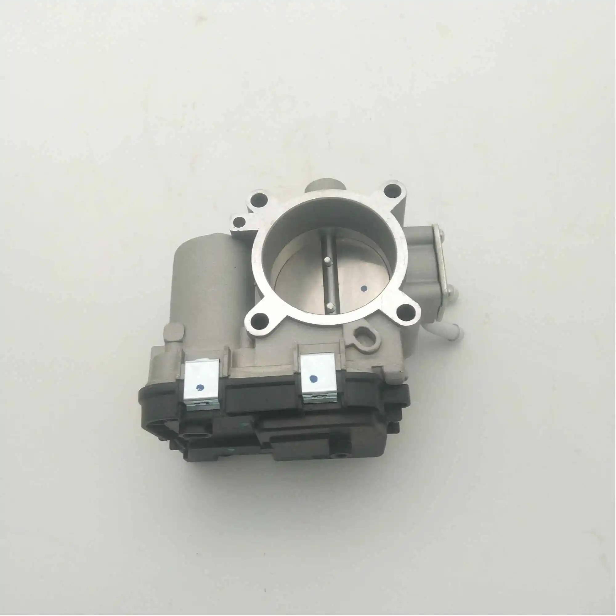 

Throttle Body Assy for Chery Fora A5 Alia Elara MVM 520 A21-1129010