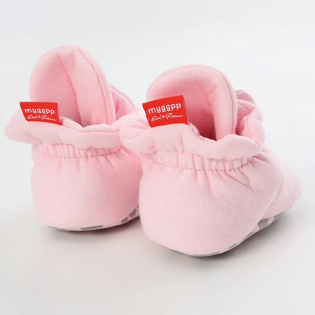 Новые детские ботинки для новорожденных девочек г. Модная хлопковая теплая мягкая плюшевая обувь повседневные однотонные зимние ботинки мягкая обувь для кроватки Зимние ботиночки