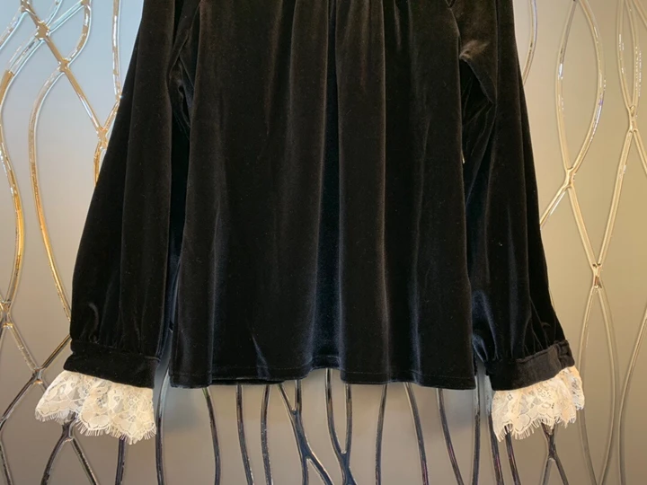 Water-soluble lace edge stitching velvet long-sleeved jacket 1008 for the leader of the new women's wear in early autumn of