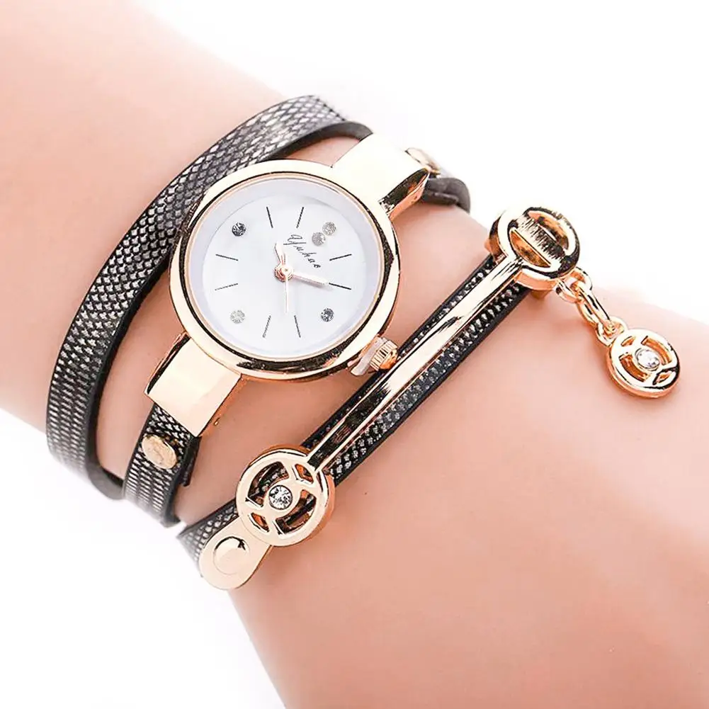 

Fashion personality woman Luxury Rhinestone Multilayer Bracelet Faux Leather Strap Analog Quartz Wristwatch Ladies Gift Ladies