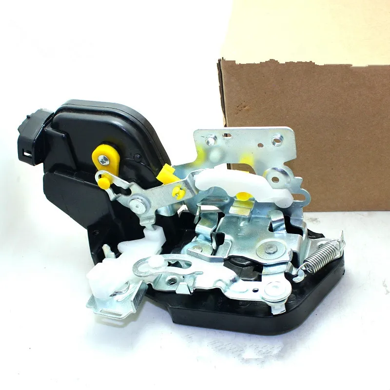 

Блокировка двери для центрального замка купе 2002-2008/блокировочный механизм