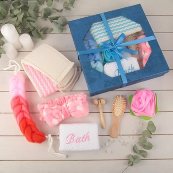 

Bath set, 7 items: 4 washcloths, head band, comb, massager