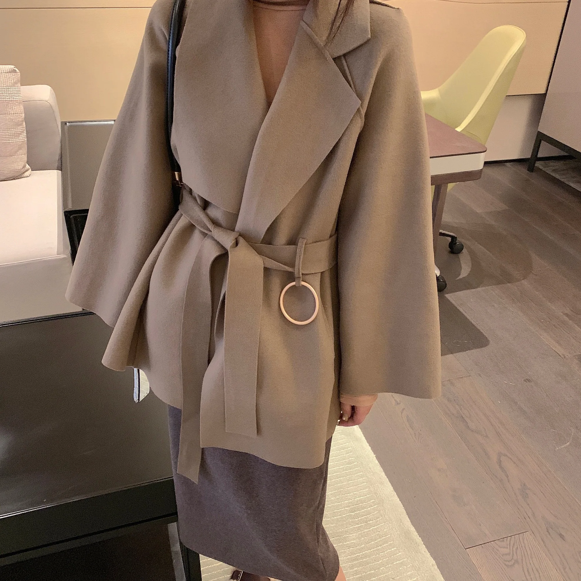 Abrigos Mujer Invierno осенне-зимнее манто для женщин Vogue пояс свободный сплошной цвет Eleagnt дамское длинное твидовое шерстяное пальто для женщин