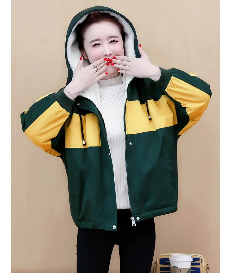 UHYTGF parkas mujer плюс Вельветовая Толстая осенне-зимняя куртка женская с капюшоном теплая короткая куртка Повседневная Женская парка размера плюс 606
