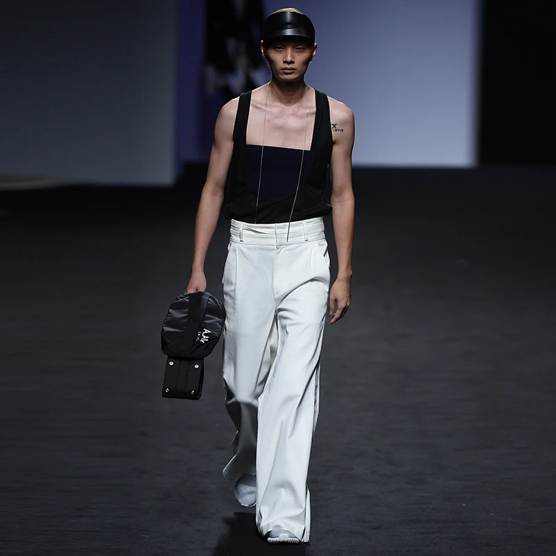 Spring/summer men's new casual trousers high waist pure color loose straight leg trousers youth fashion trend trousers