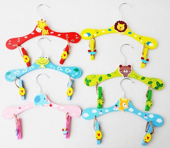 

15pcs/lot Wooden Hangers Cartoon Children Laundry Hanger With Socks Clip